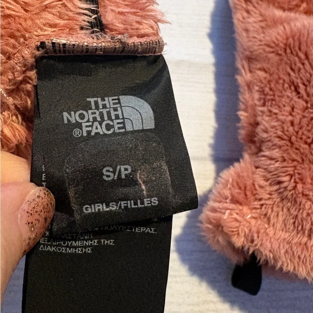 The North Face Vibrant Pink and Soft pink Fleece Gloves